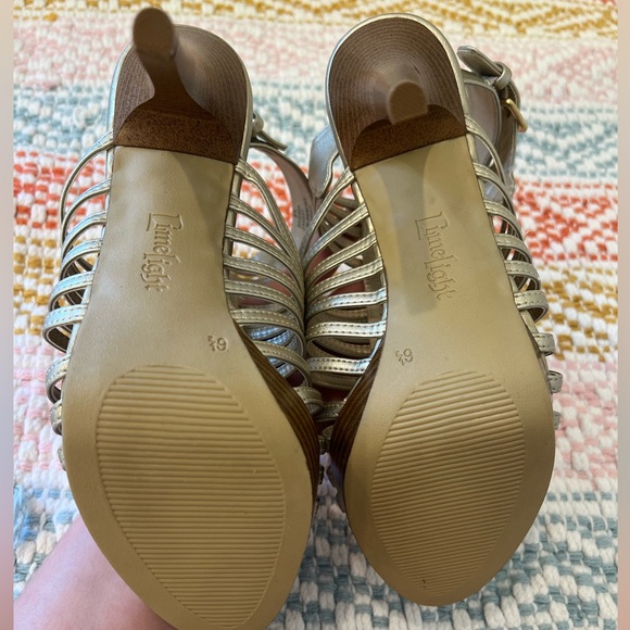 LimeLight Women’s Golden Metallic Heels size 6.5 - Picture 10 of 14
